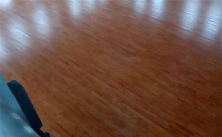 22厚木地板籃球場哪個品牌好？