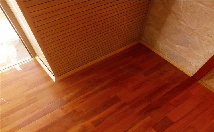 歐氏硬木企口體育木地板施工方案的幾個步驟