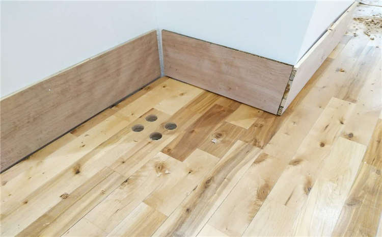 楓樺木體育木地板廠家報價表