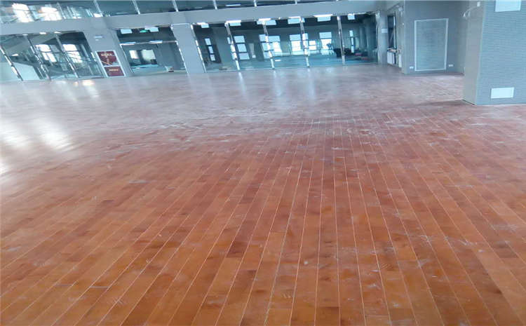 松木舞蹈室木地板施工工藝