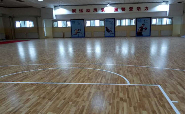 運動籃球場地板價格